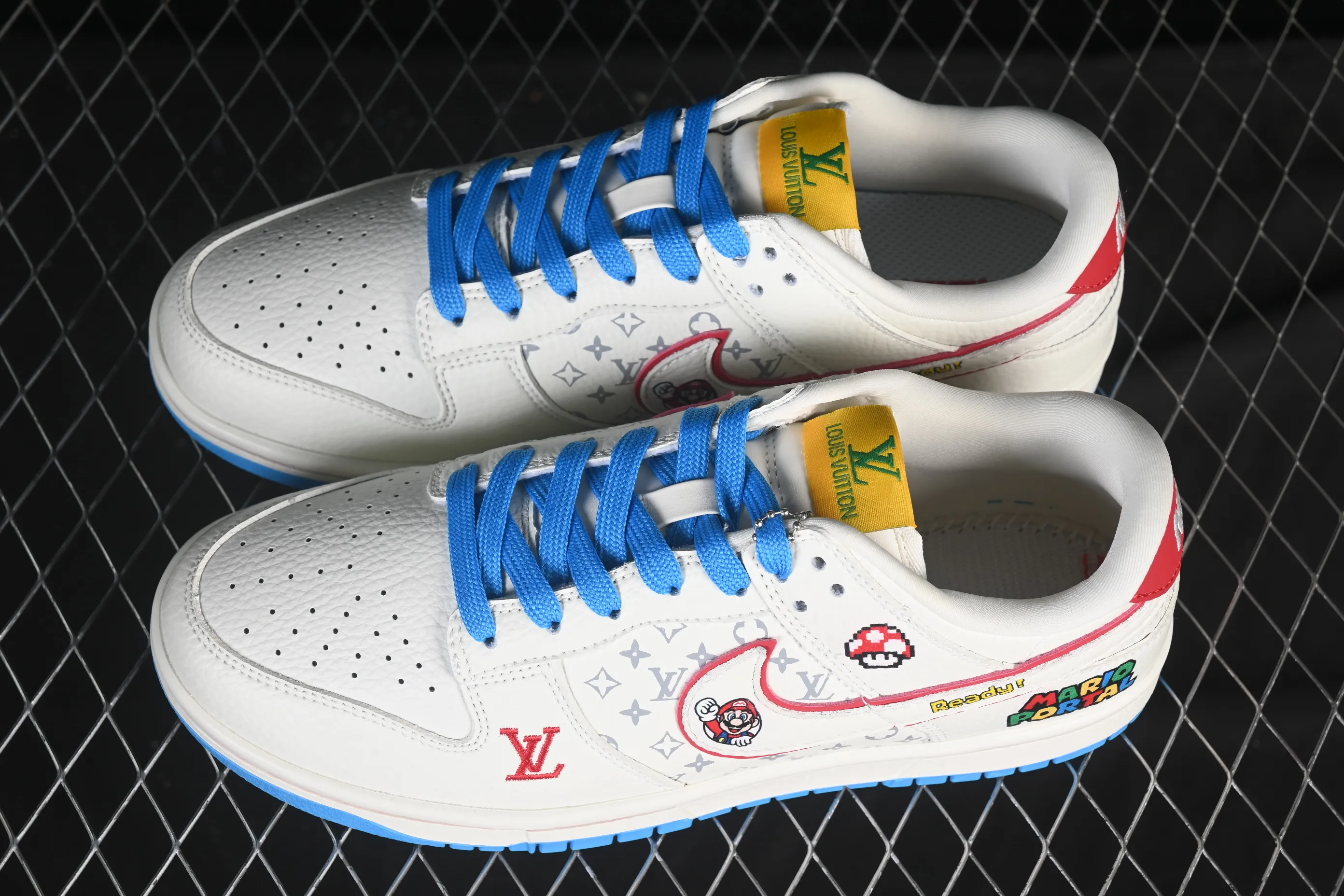 All categories Nk SB Dunk Series Nk SB Dunk Low High-end customized low-top sneakers Nike SB Dunk Low Mario Three-party joint high-end customized low-top casual sneakers SC0601-472
